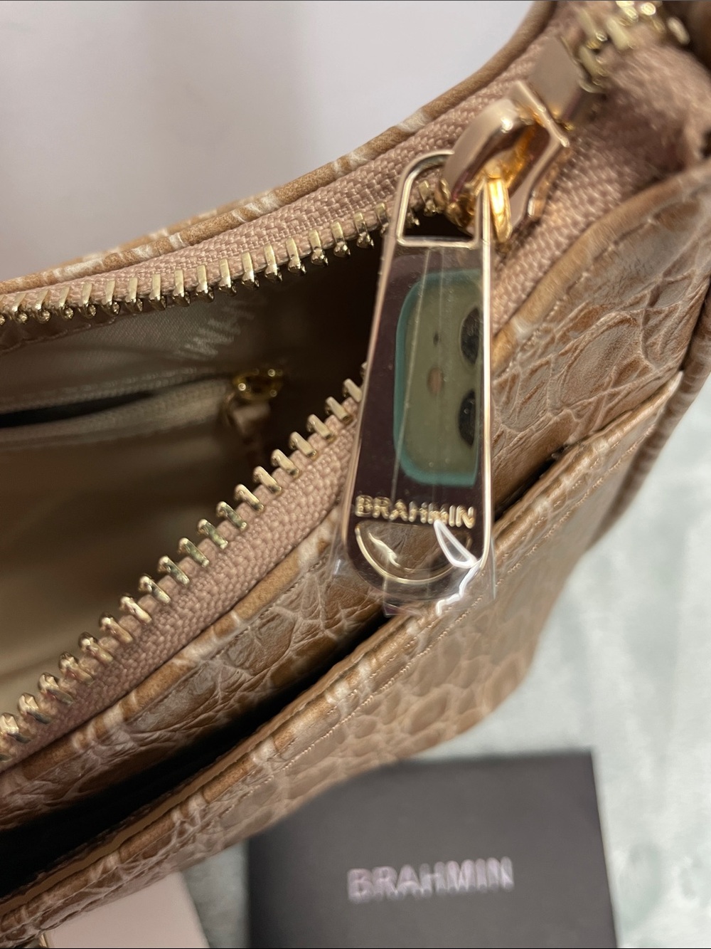 Brahmin ‘Kyrie’ Hobo - Picture 15 of 16